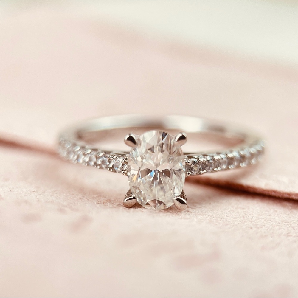 S925 Moissanite Solitaire Oval Engagement Ring 18K Gold Plated - Picture 6 of 9
